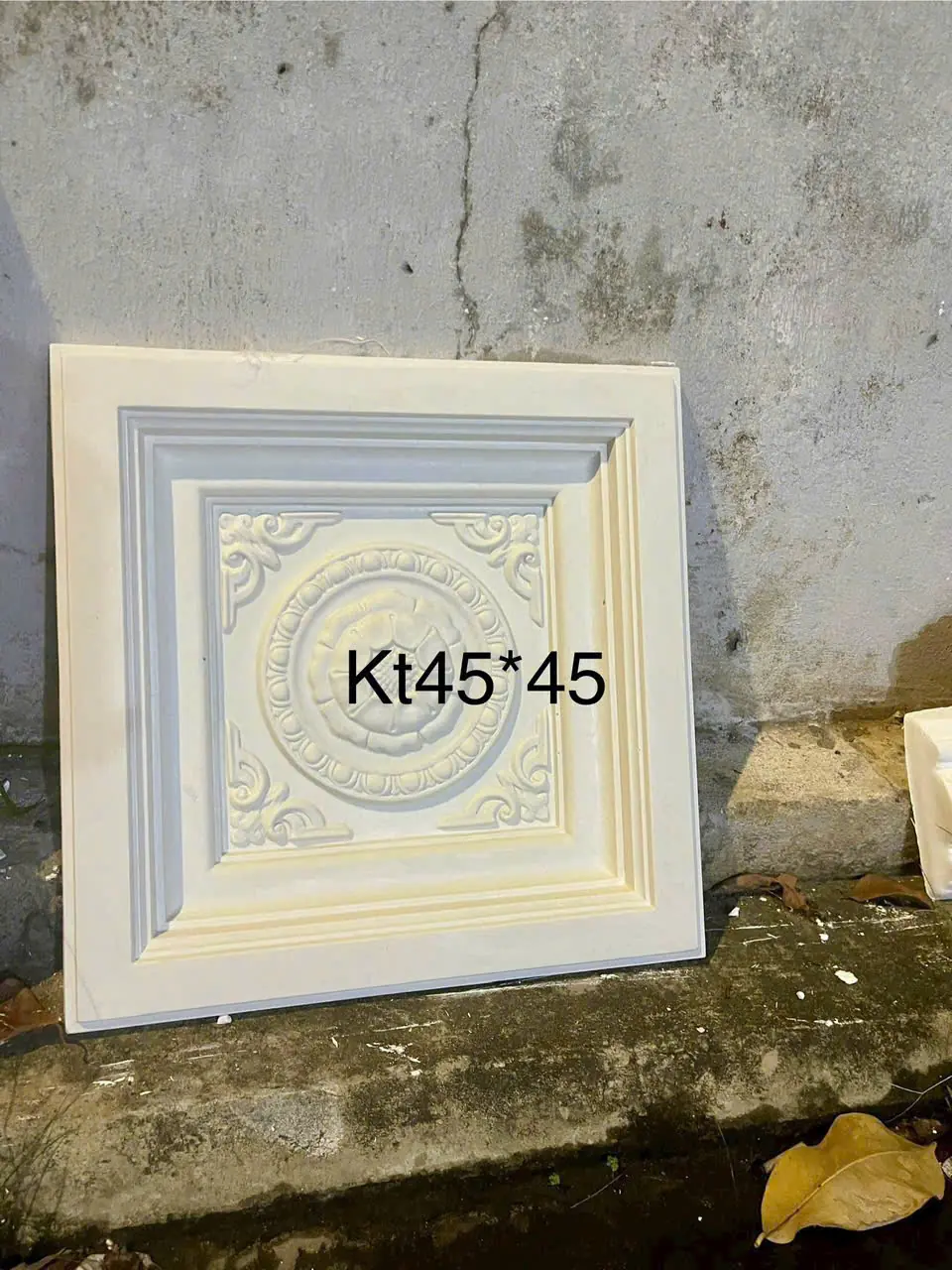 Mâm Trần Vuông Thạch Cao Hoa Văn Cổ Điển 45 x 45cm