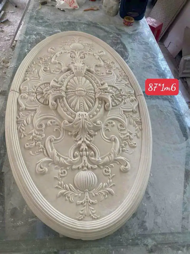Mâm Trần Thạch Cao Hình Oval Hoa Văn Tân Cổ Điển 87x160cm
